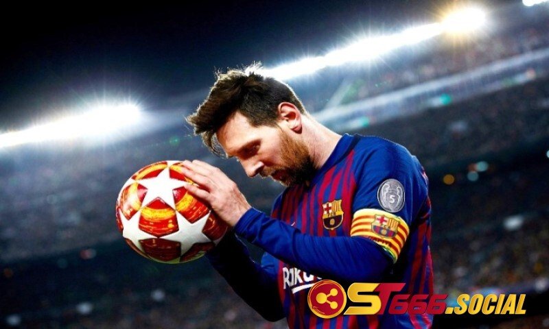 Cầu thủ bóng đá có nhiều bàn thắng nhất mọi thời đại Lionel Messi 